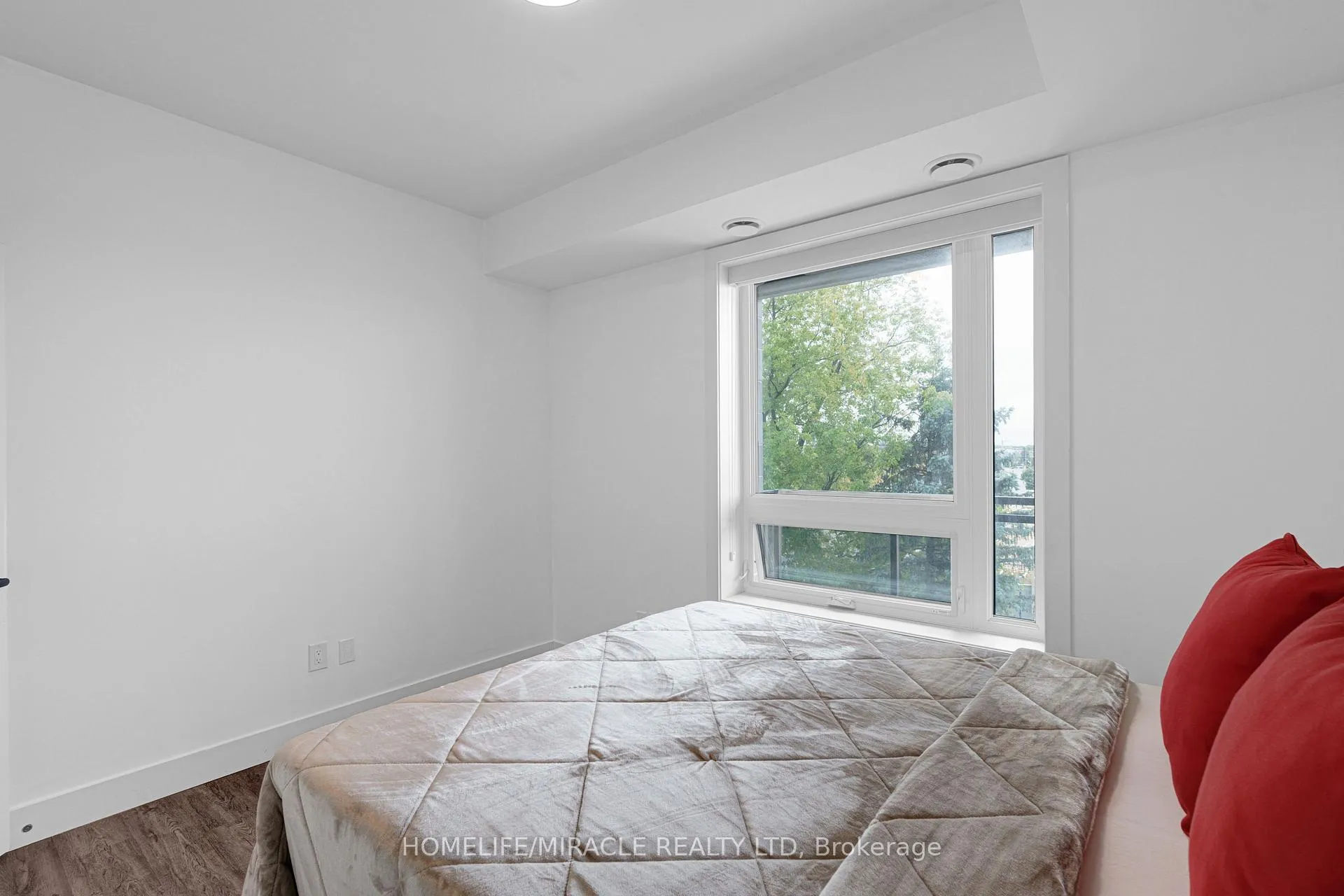Photo 24 of Unit 402, 26 Lowes Road W, Guelph, Clairfields/Hanlon Business Park — HOMEH
