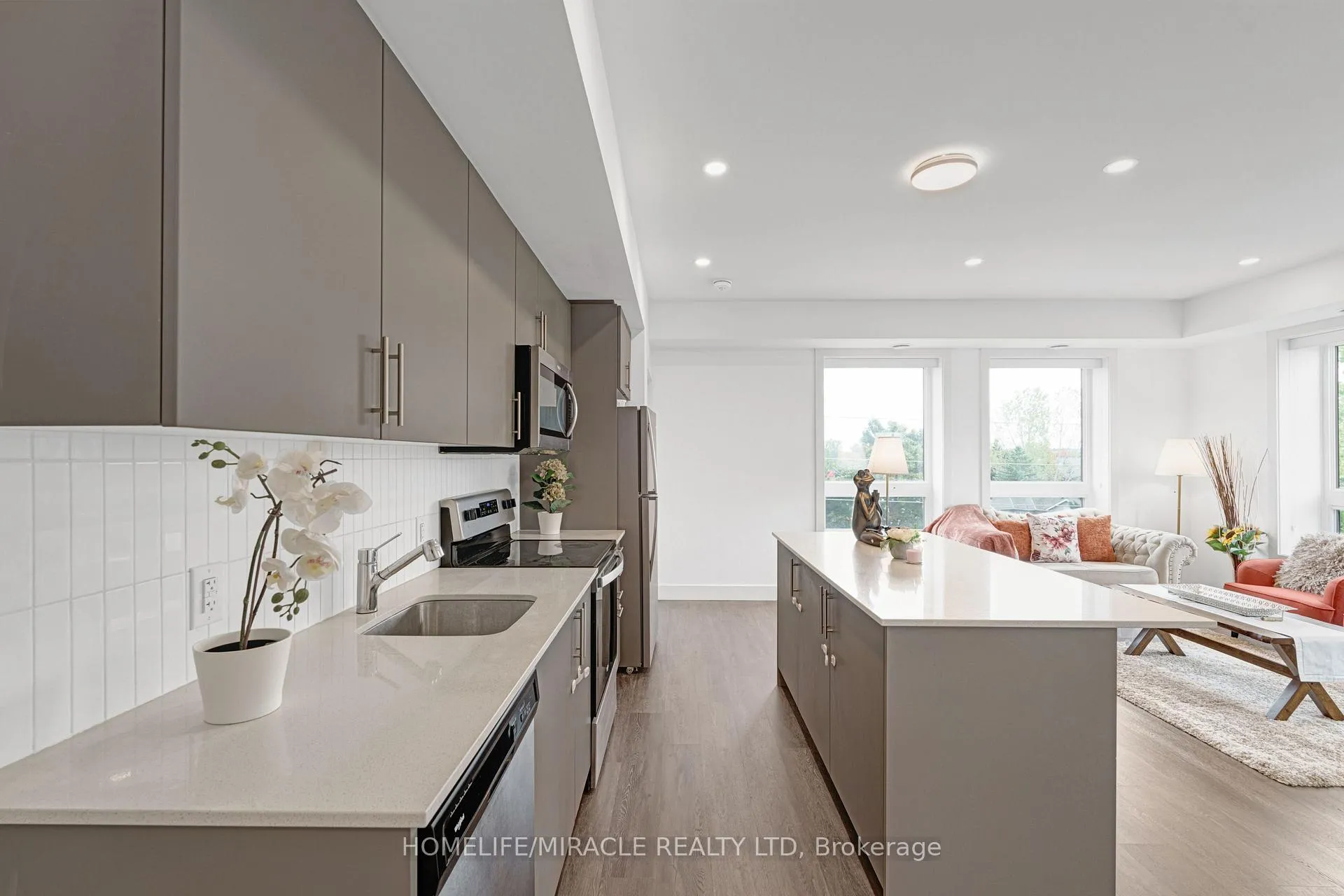 Photo 33 of Unit 402, 26 Lowes Road W, Guelph, Clairfields/Hanlon Business Park — HOMEH