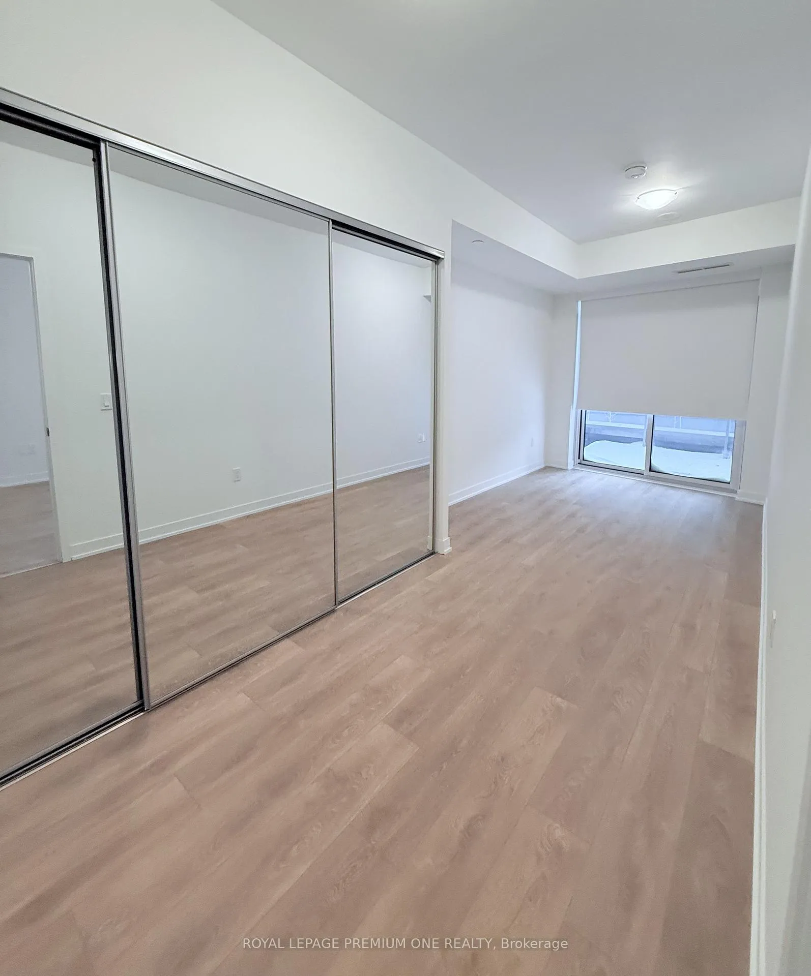Photo 11 of Unit 302, 474 Caldari Road E, Vaughan, Concord — HOMEH
