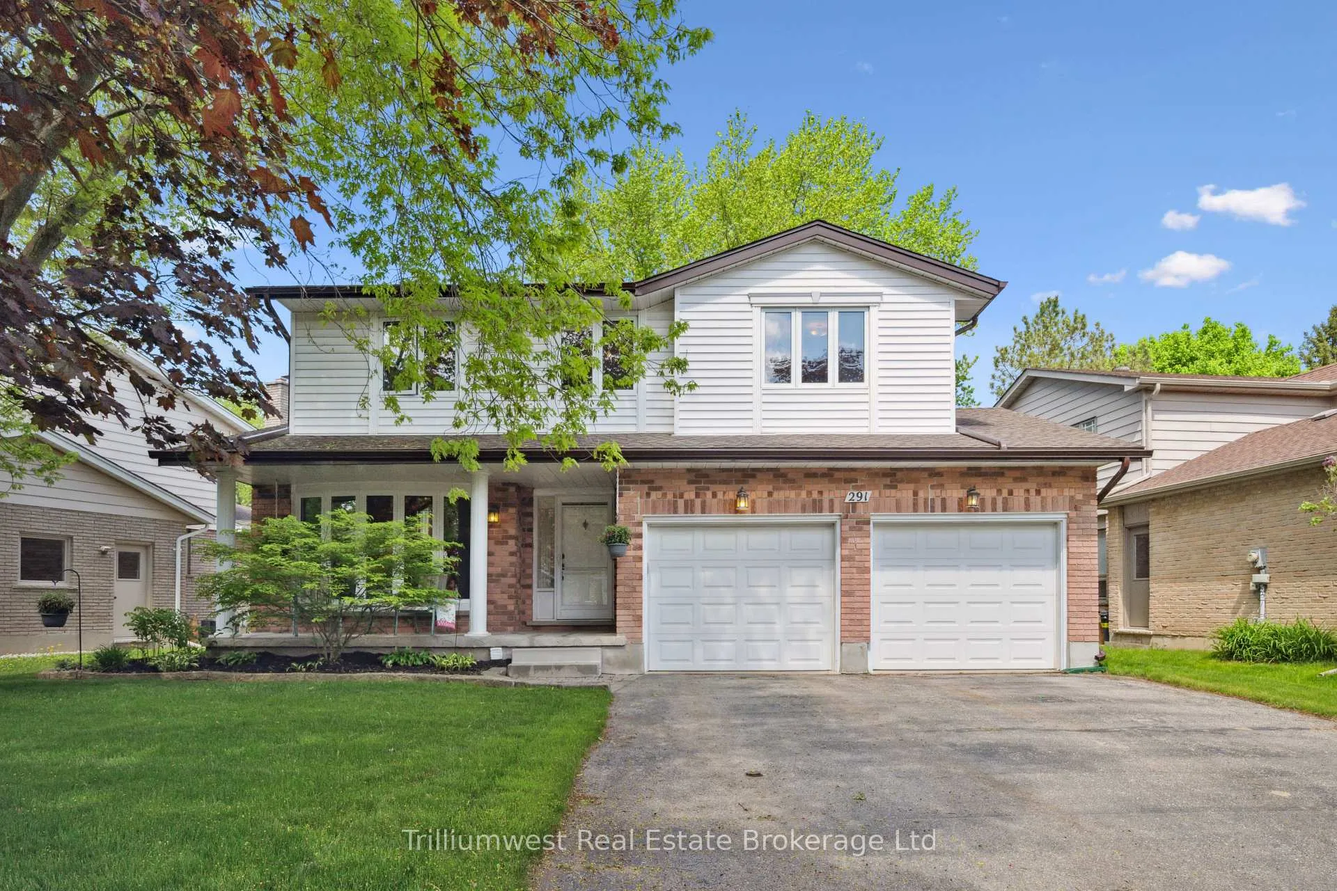 Photo 1 of 291 Faraday Court, Waterloo — HOMEH