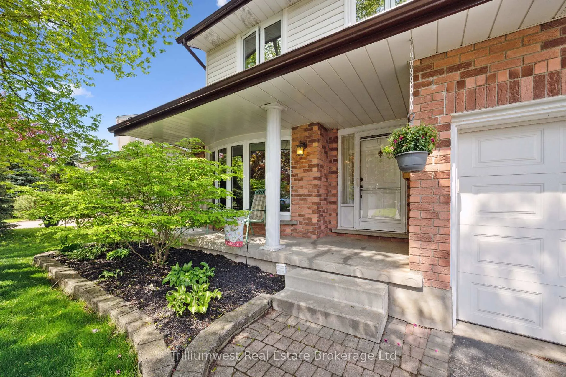 Photo 4 of 291 Faraday Court, Waterloo — HOMEH