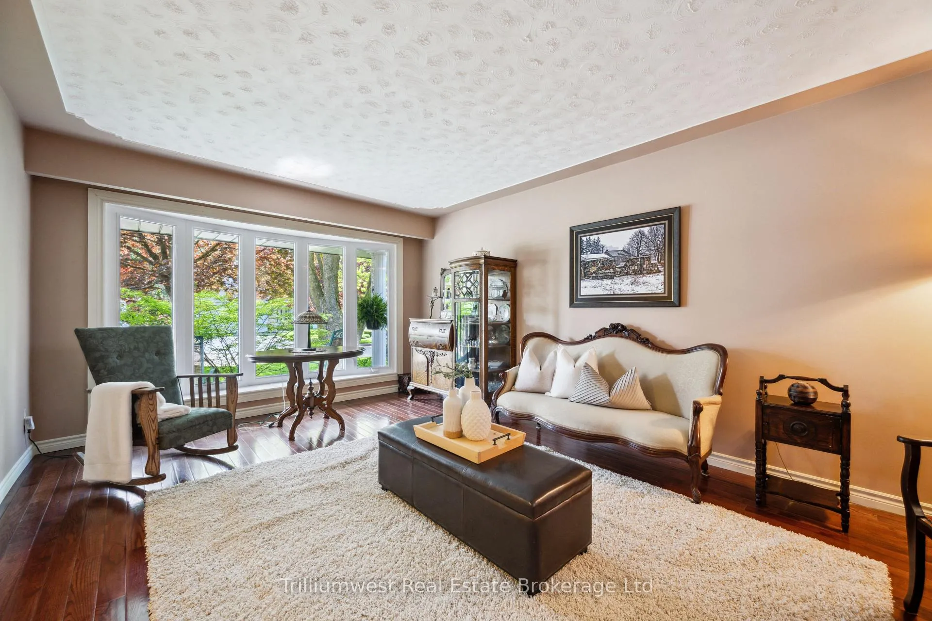 Photo 7 of 291 Faraday Court, Waterloo — HOMEH