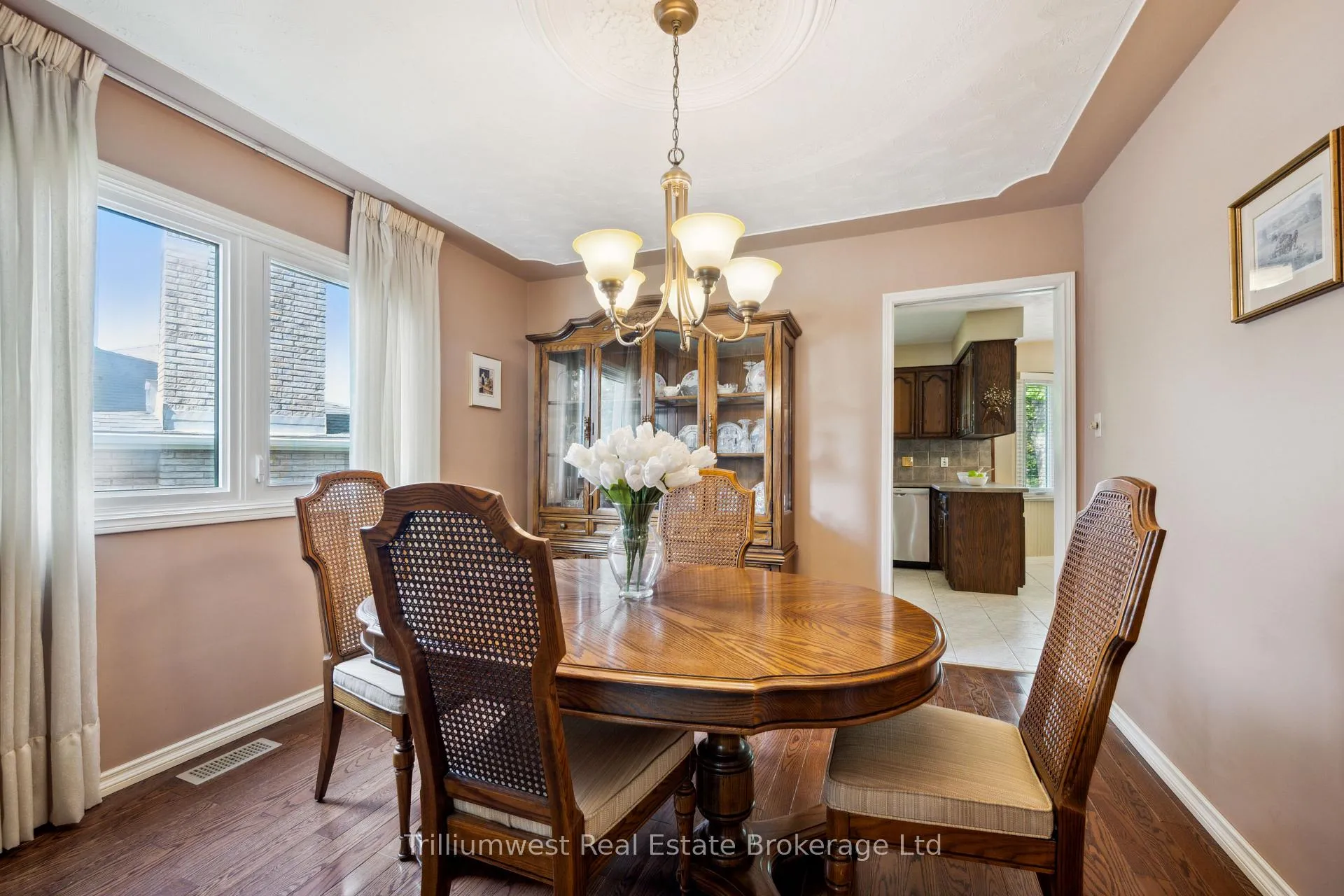 Photo 20 of 291 Faraday Court, Waterloo — HOMEH