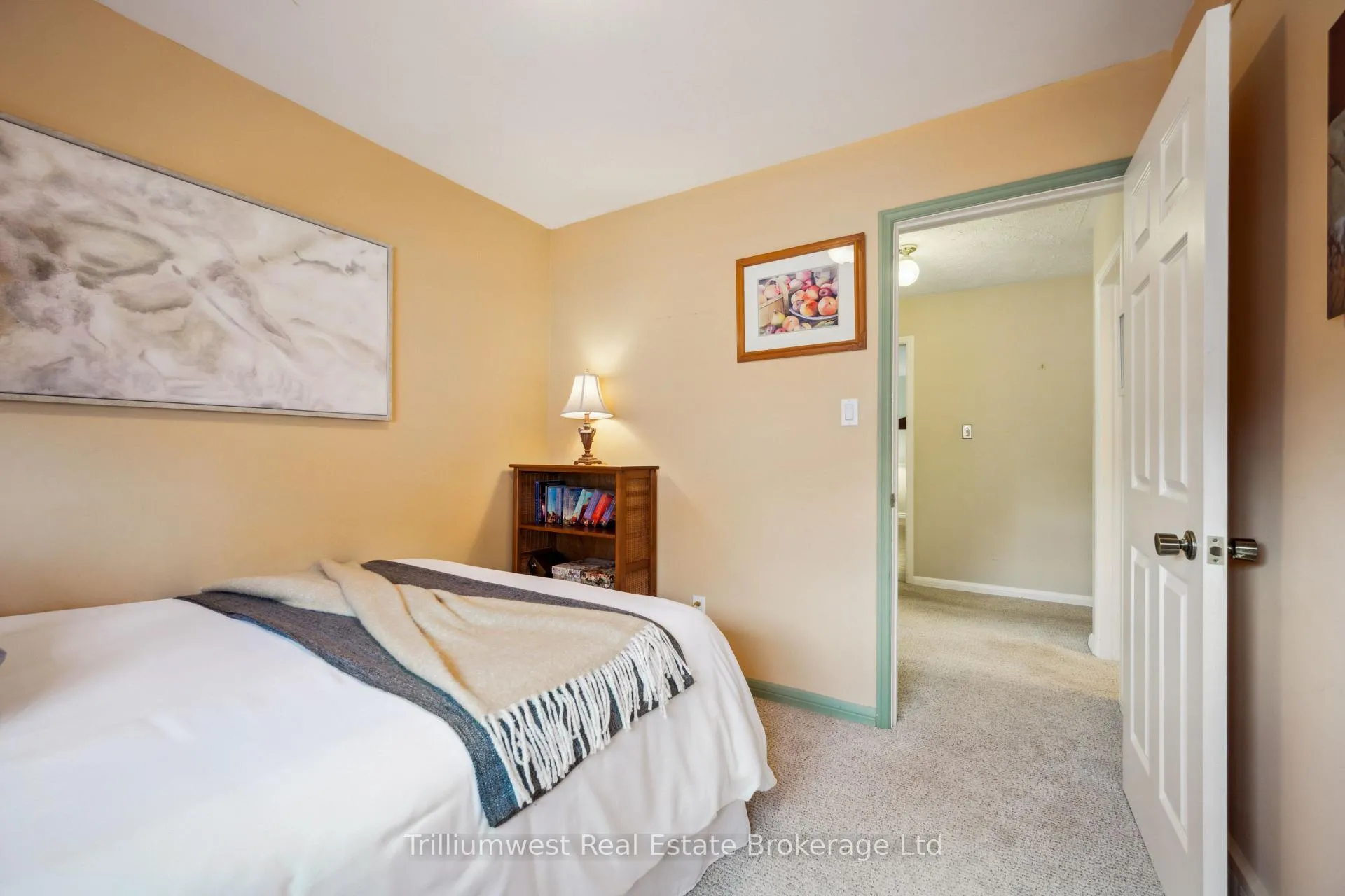 Photo 27 of 291 Faraday Court, Waterloo — HOMEH
