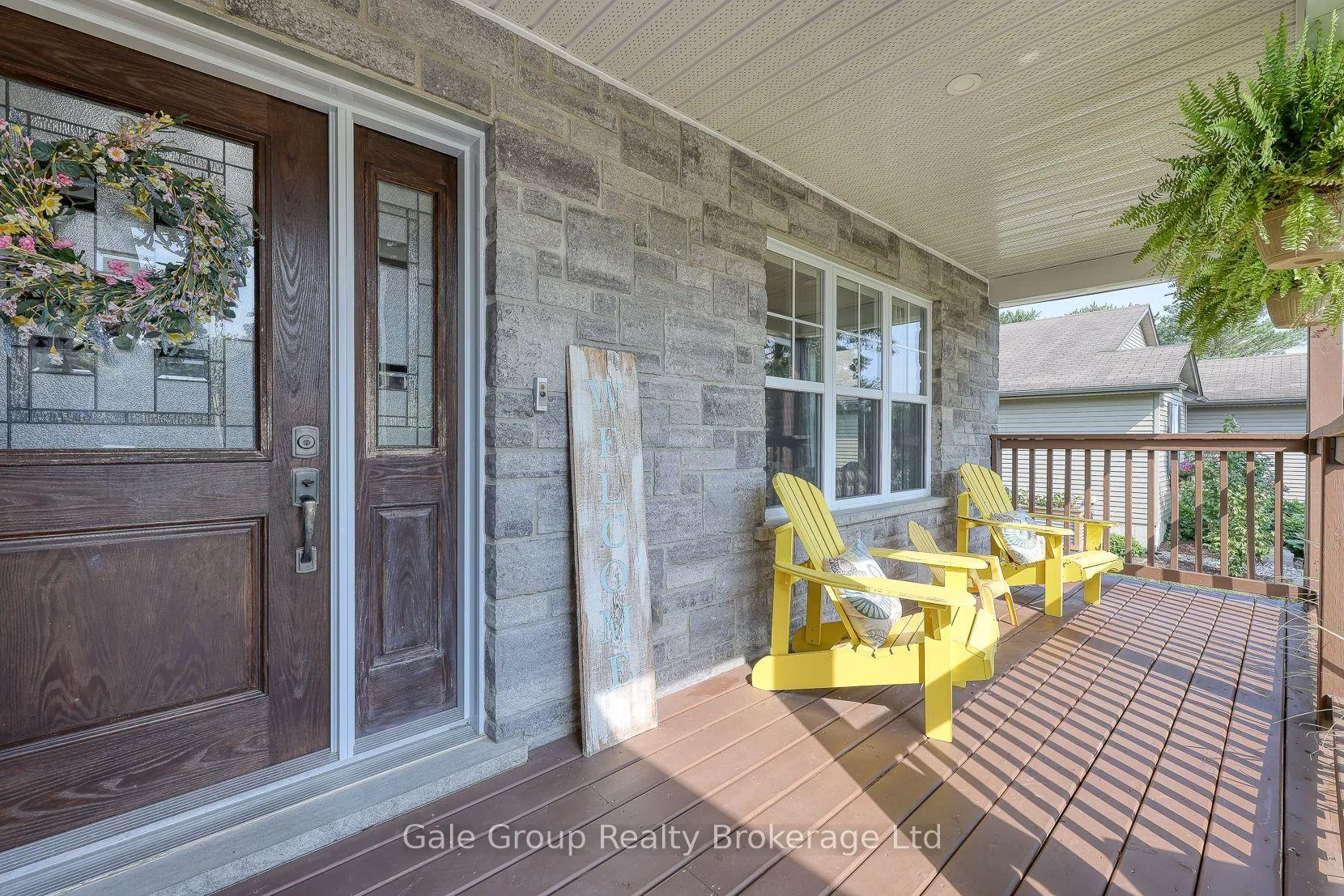 Photo 8 of 435 Queen Street, Lucan Biddulph, Granton — HOMEH