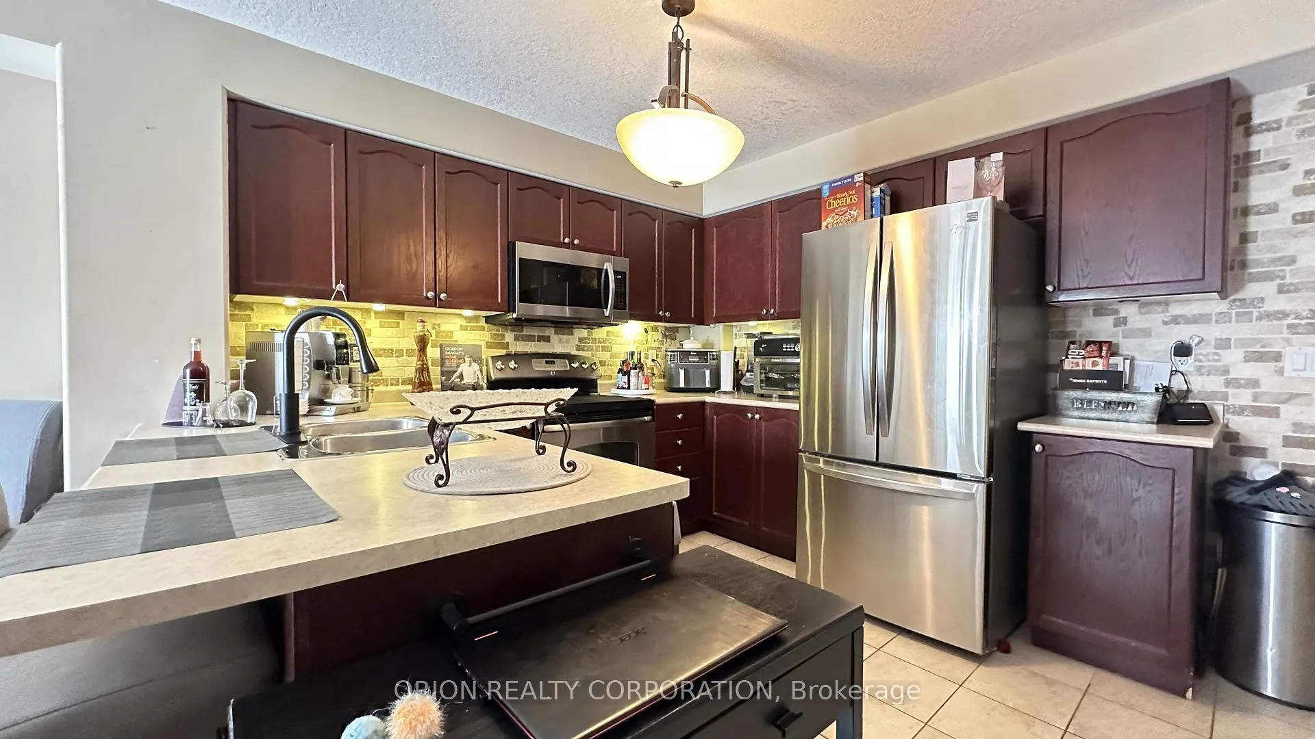 Photo 6 of 1786 Lamstone Street, Innisfil, Alcona — HOMEH