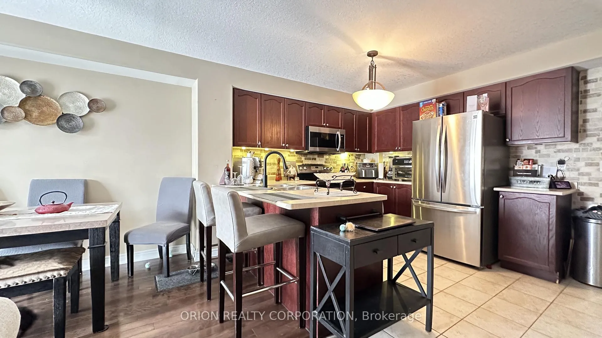 Photo 7 of 1786 Lamstone Street, Innisfil, Alcona — HOMEH