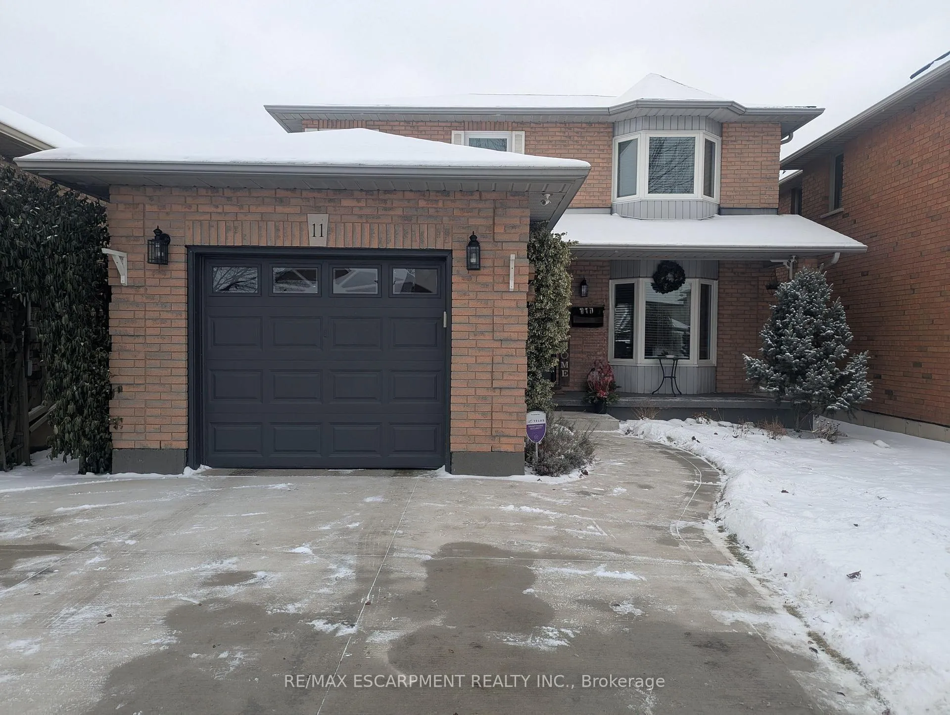 Photo 3 of 11 Jacqueline Boulevard, Hamilton, Allison — HOMEH
