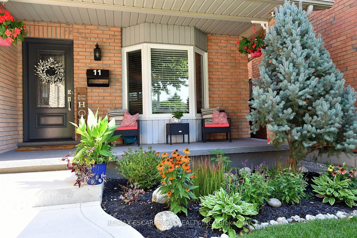 Photo 6 of 11 Jacqueline Boulevard, Hamilton, Allison — HOMEH