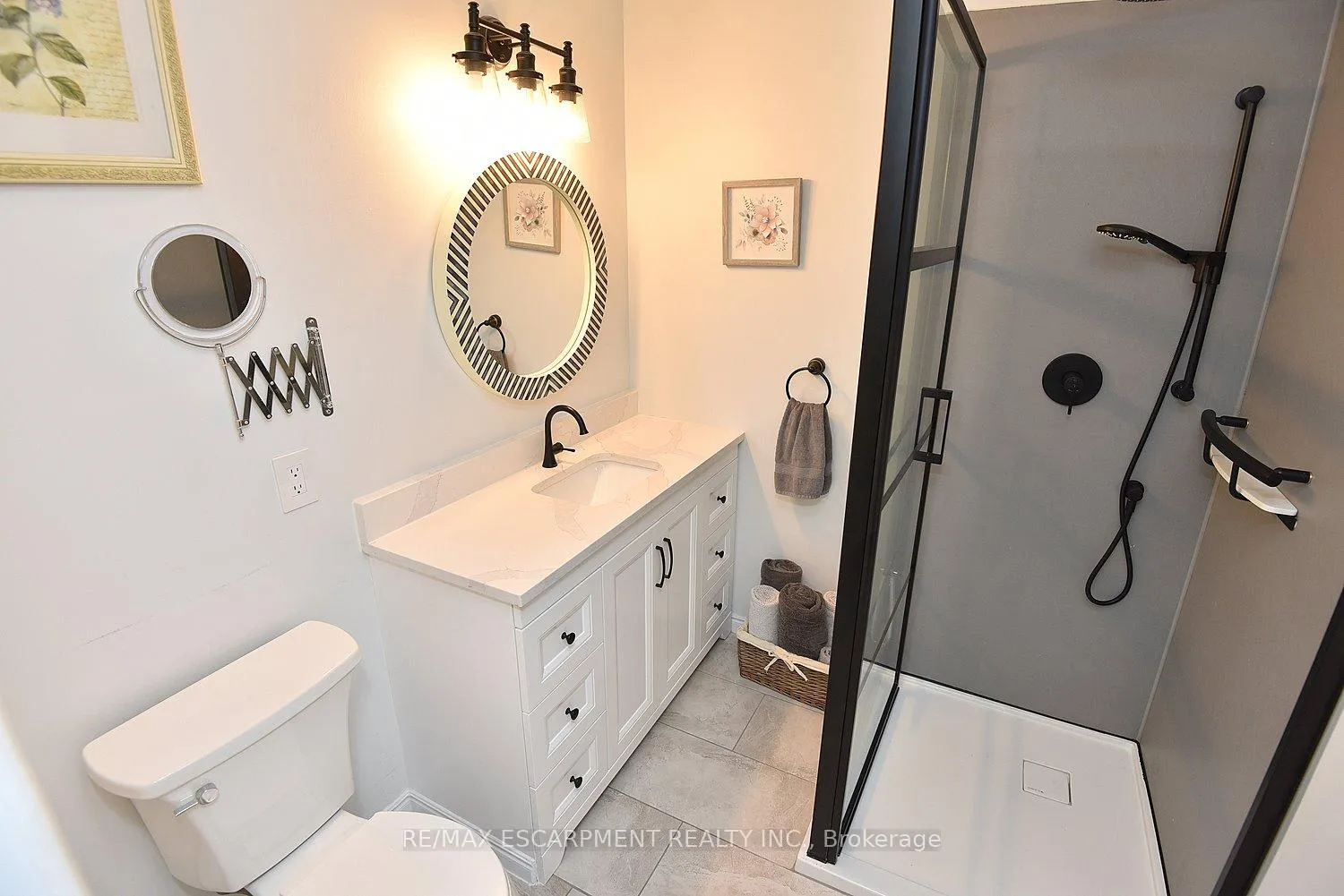 Photo 28 of 11 Jacqueline Boulevard, Hamilton, Allison — HOMEH