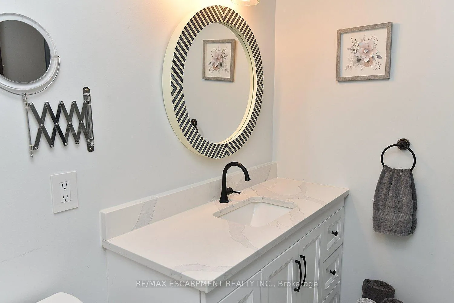 Photo 29 of 11 Jacqueline Boulevard, Hamilton, Allison — HOMEH