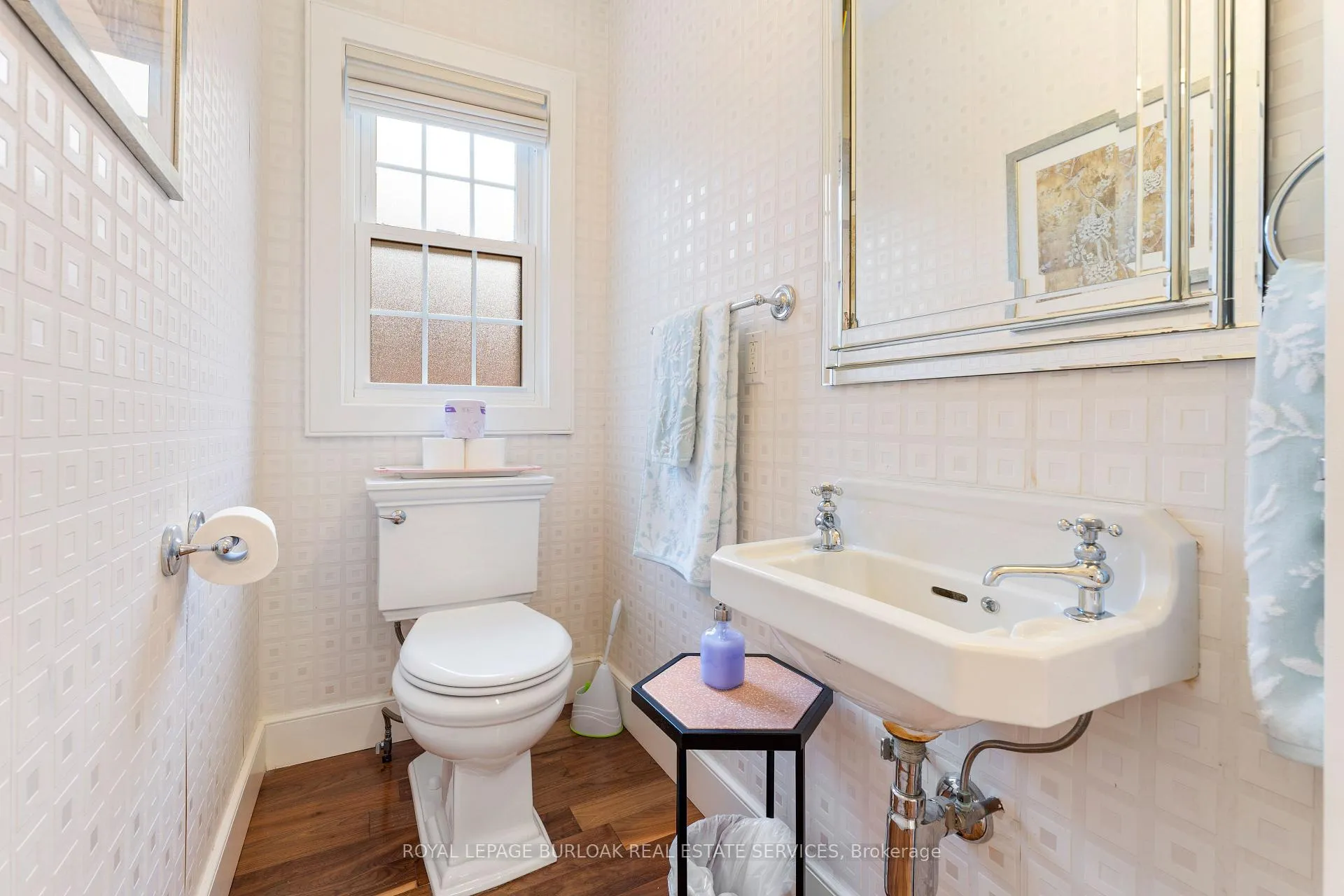 Photo 11 of 519 Regina Drive, Burlington, Brant — HOMEH