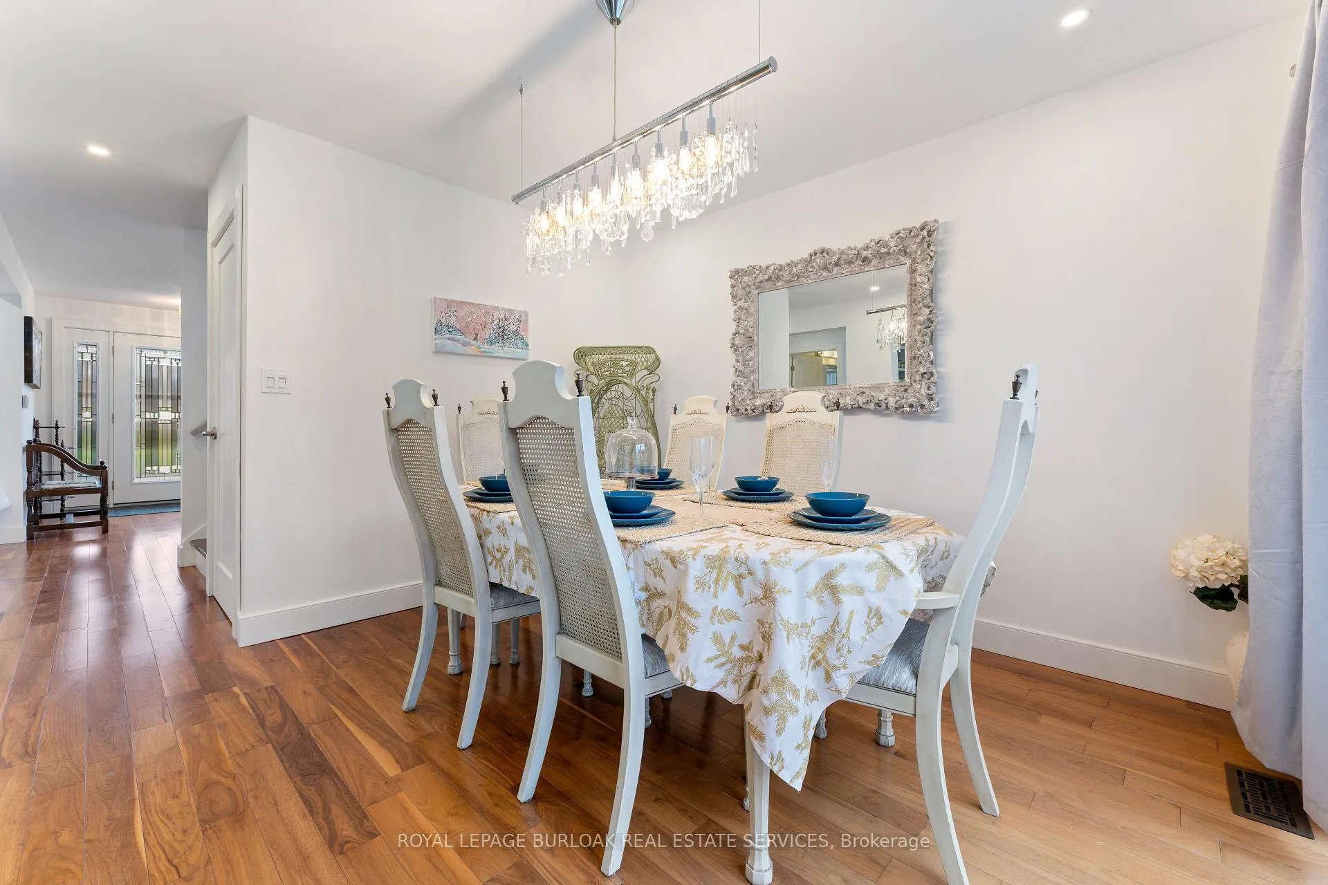 Photo 19 of 519 Regina Drive, Burlington, Brant — HOMEH