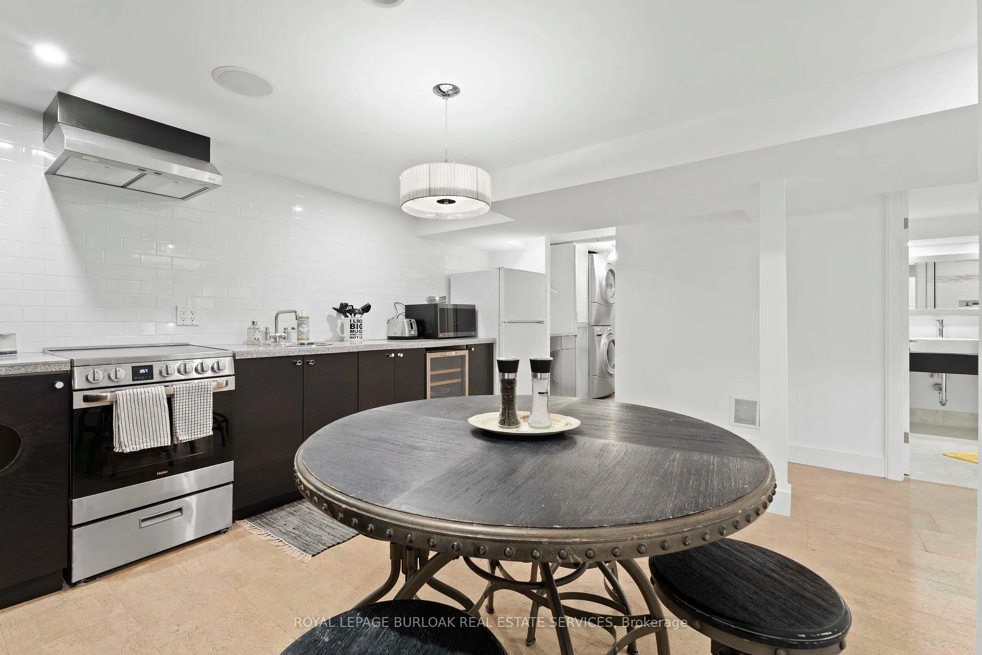Photo 33 of 519 Regina Drive, Burlington, Brant — HOMEH