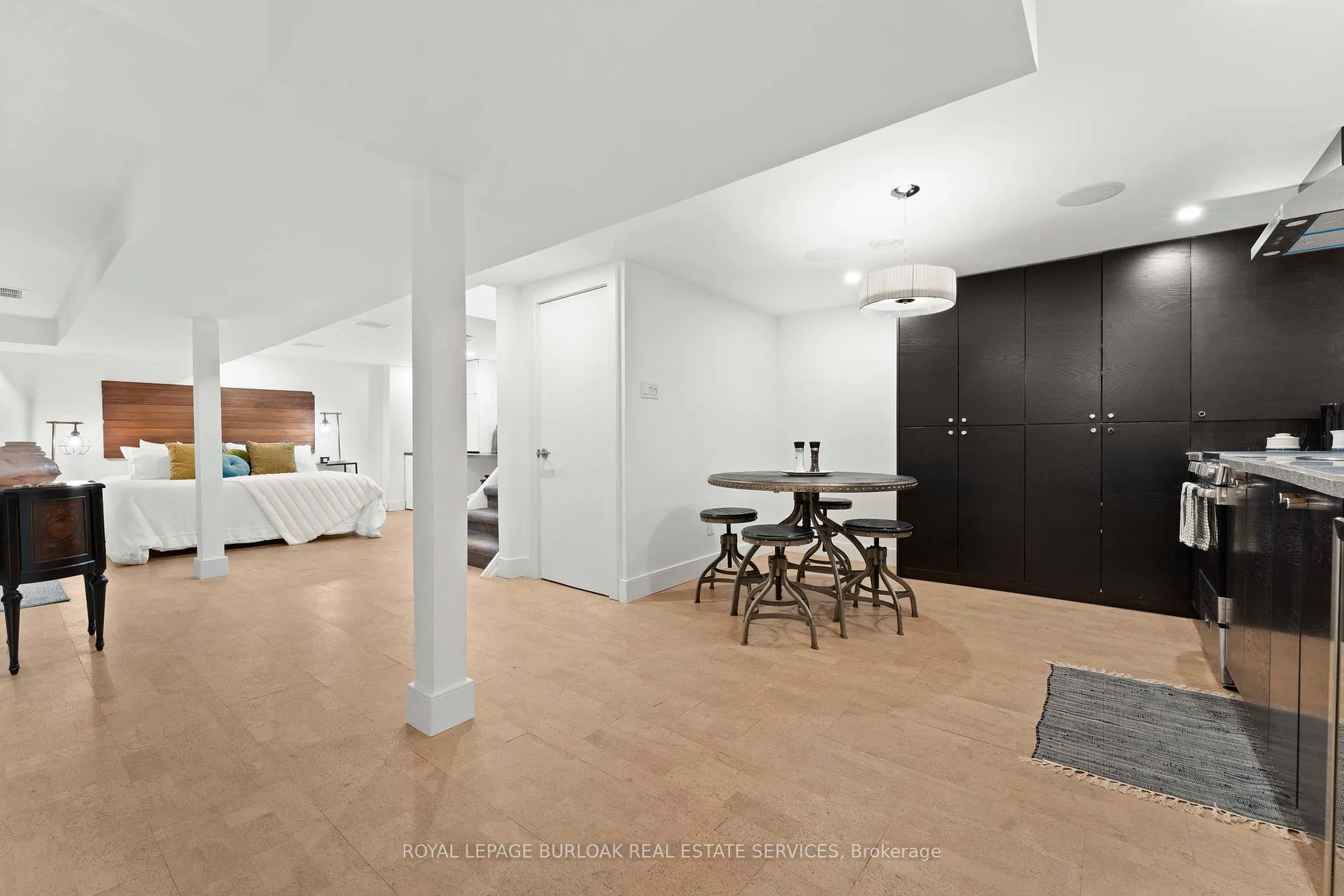Photo 35 of 519 Regina Drive, Burlington, Brant — HOMEH