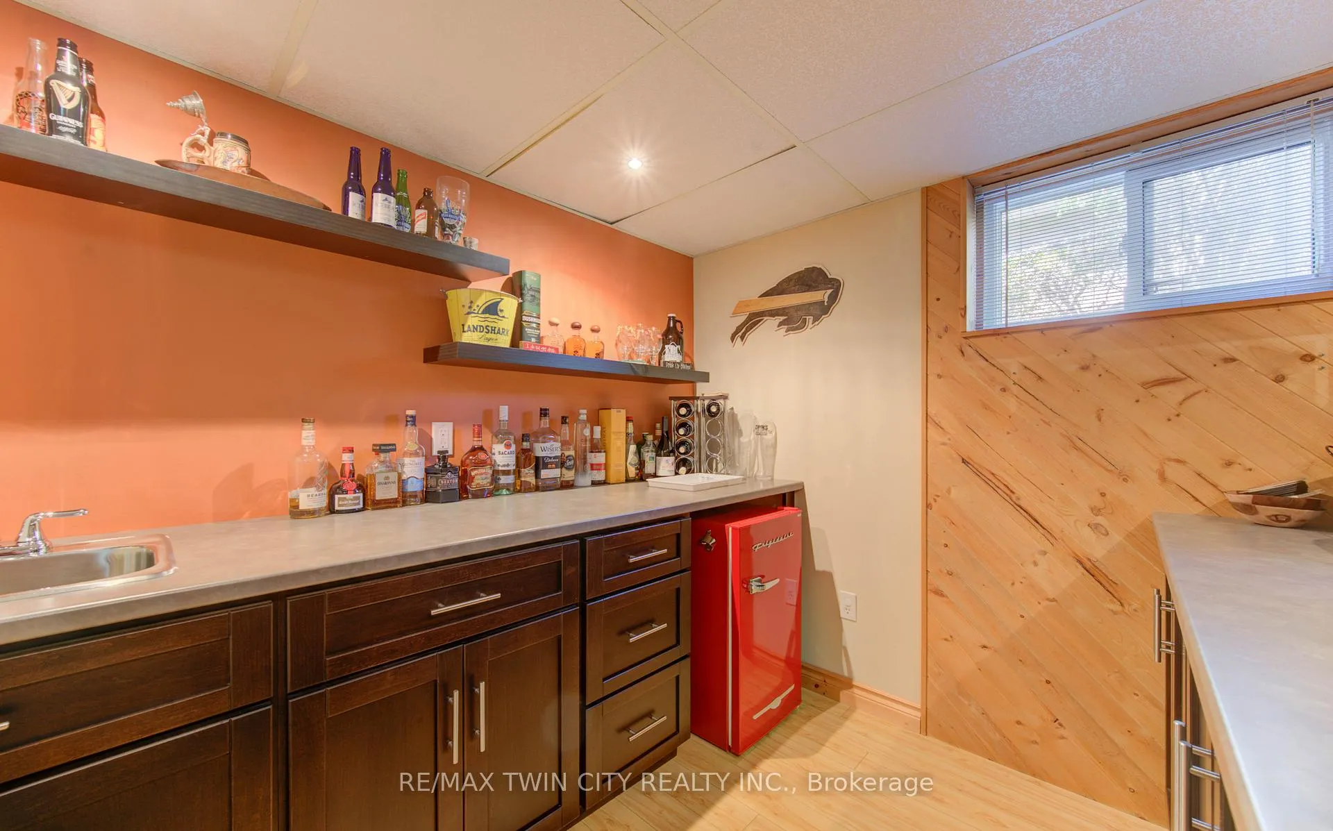 Photo 20 of 120 Fourth Avenue, Kitchener — HOMEH