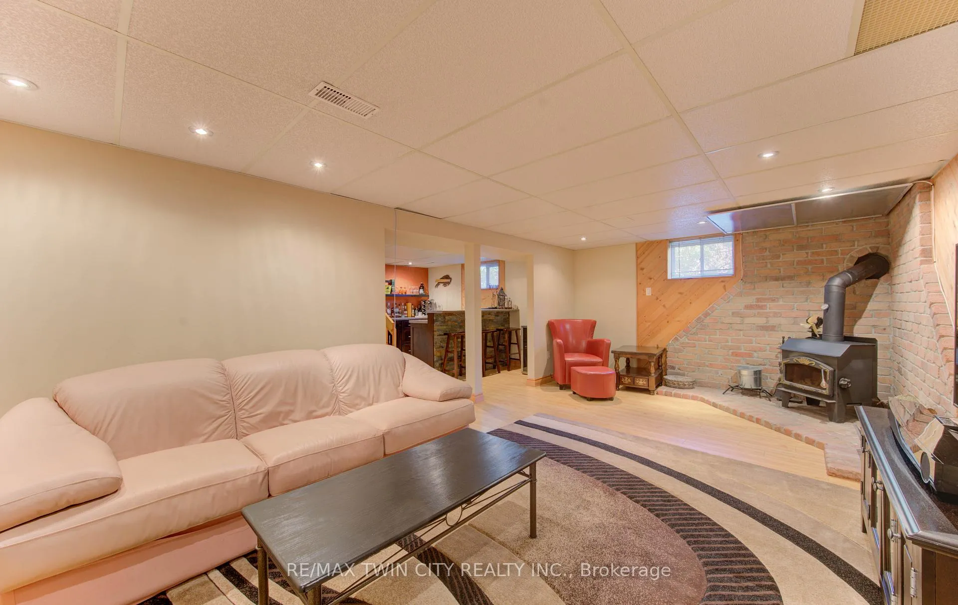 Photo 23 of 120 Fourth Avenue, Kitchener — HOMEH