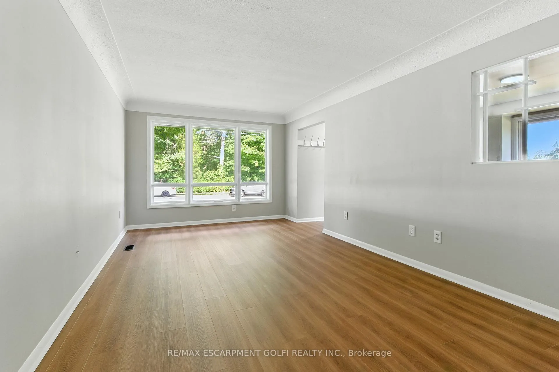 Photo 6 of 30 Kerman Avenue, Grimsby, Grimsby West — HOMEH