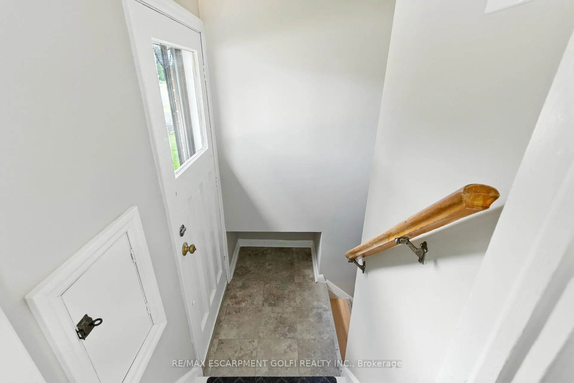 Photo 23 of 30 Kerman Avenue, Grimsby, Grimsby West — HOMEH