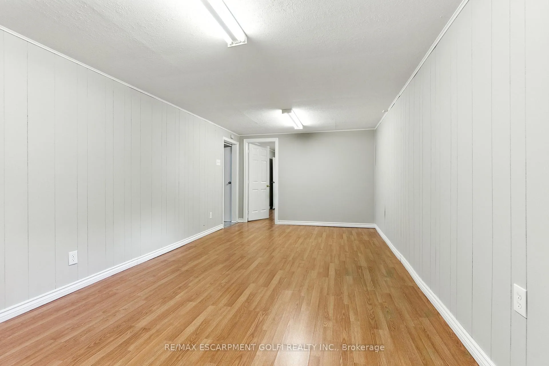 Photo 26 of 30 Kerman Avenue, Grimsby, Grimsby West — HOMEH