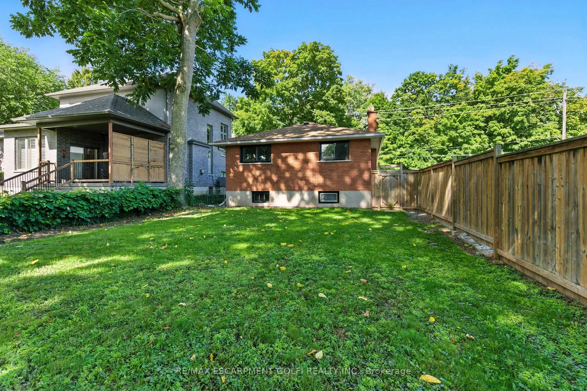 Photo 34 of 30 Kerman Avenue, Grimsby, Grimsby West — HOMEH
