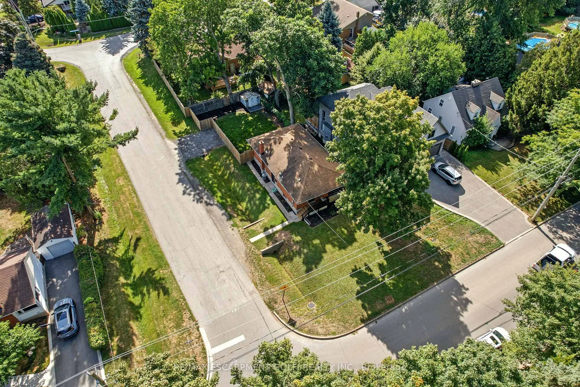 Photo 41 of 30 Kerman Avenue, Grimsby, Grimsby West — HOMEH