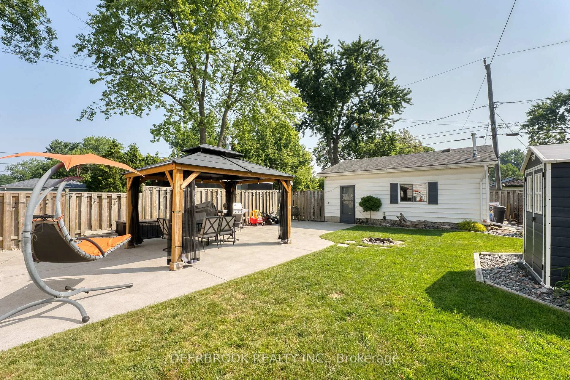 Photo 26 of 1904 Aubin Road, Windsor — HOMEH