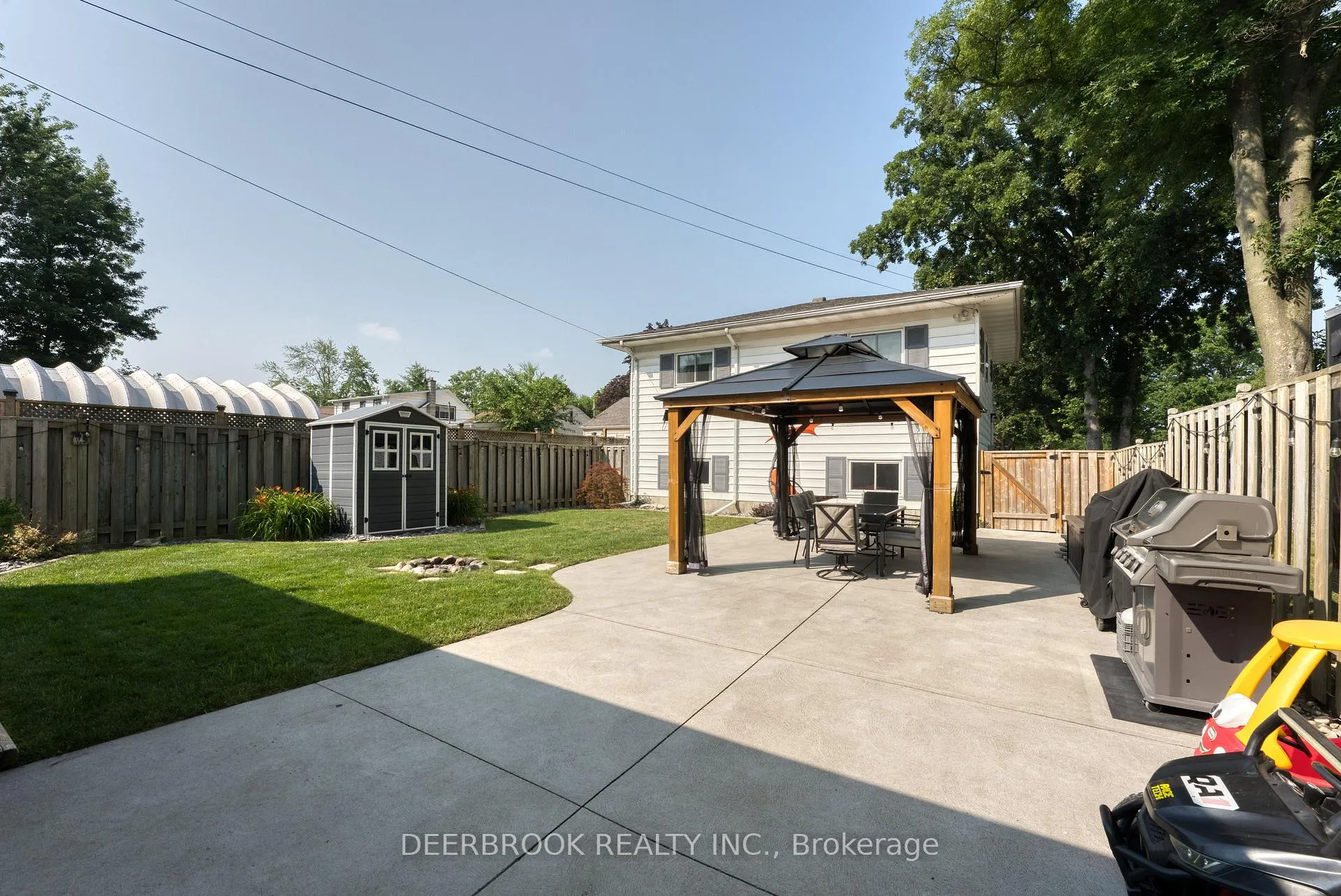 Photo 28 of 1904 Aubin Road, Windsor — HOMEH