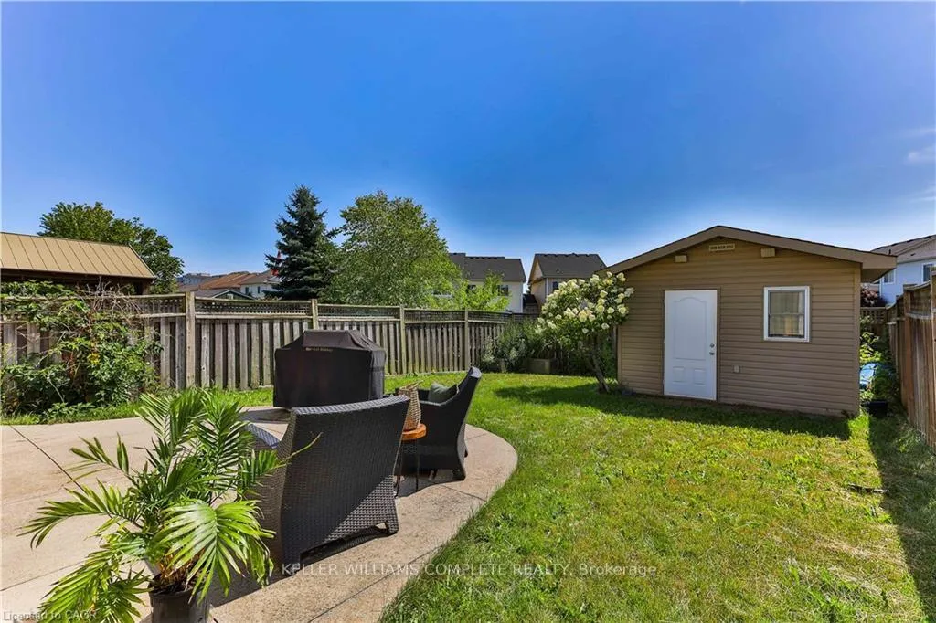 Photo 7 of 151 Spring Creek Drive, Hamilton, Waterdown — HOMEH