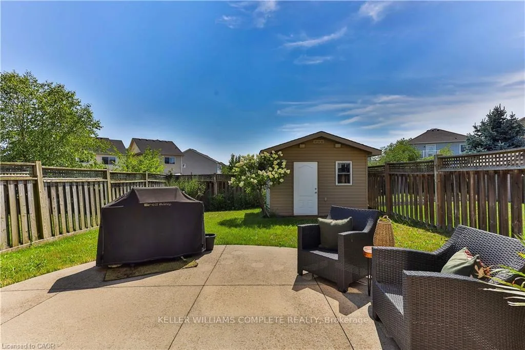 Photo 8 of 151 Spring Creek Drive, Hamilton, Waterdown — HOMEH