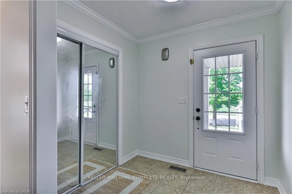 Photo 11 of 151 Spring Creek Drive, Hamilton, Waterdown — HOMEH
