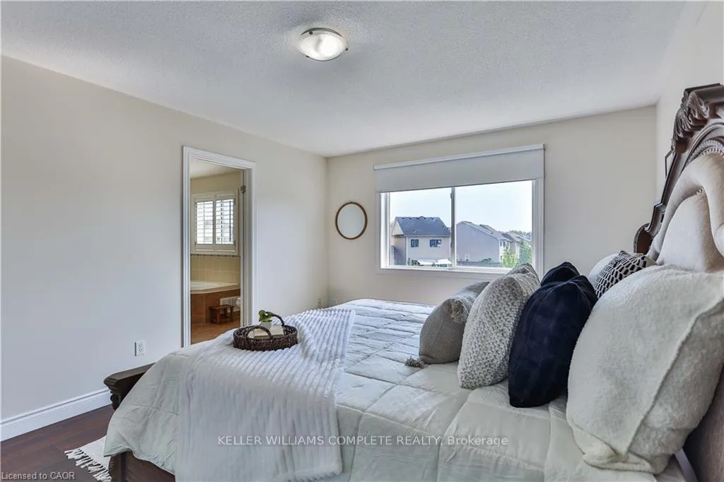 Photo 25 of 151 Spring Creek Drive, Hamilton, Waterdown — HOMEH