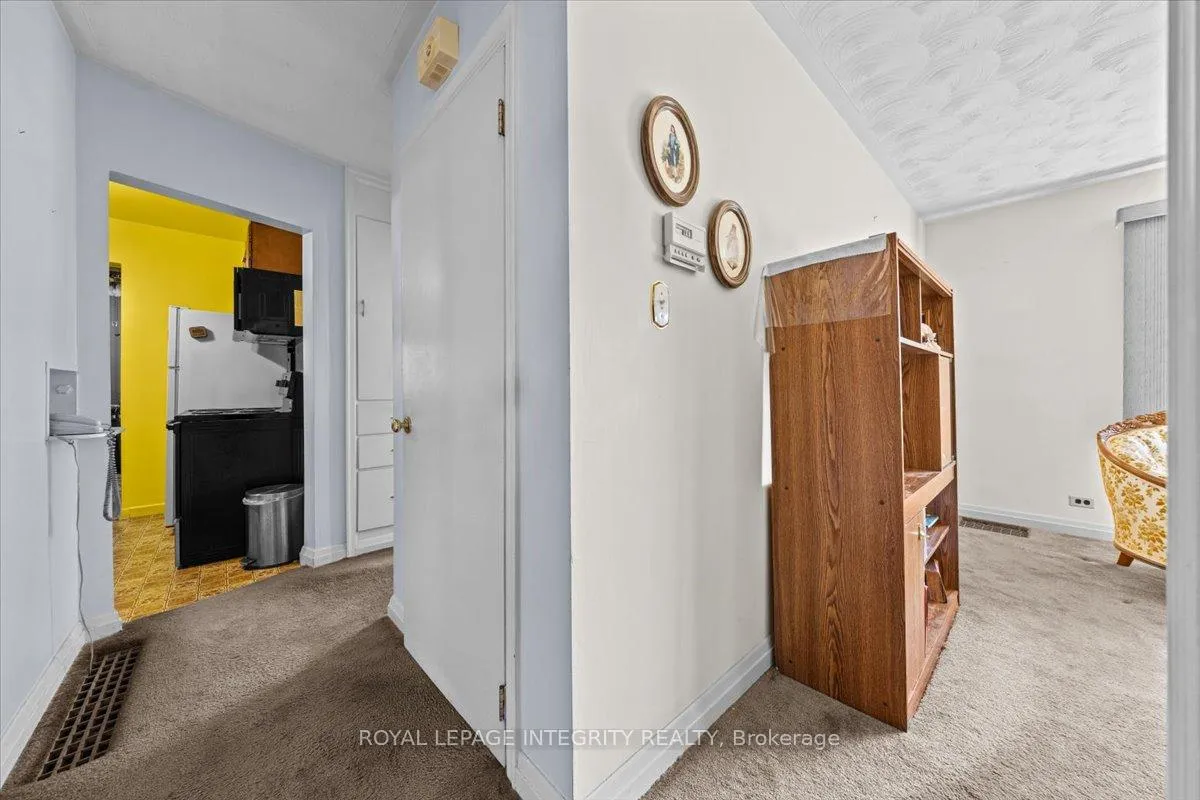 Photo 11 of 919 Leonard Avenue, Cornwall — HOMEH