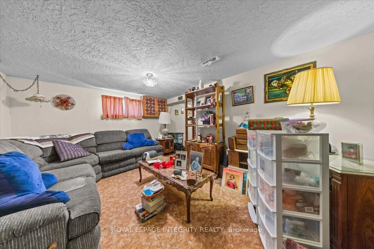 Photo 33 of 919 Leonard Avenue, Cornwall — HOMEH