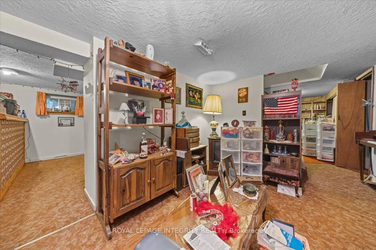 Photo 36 of 919 Leonard Avenue, Cornwall — HOMEH