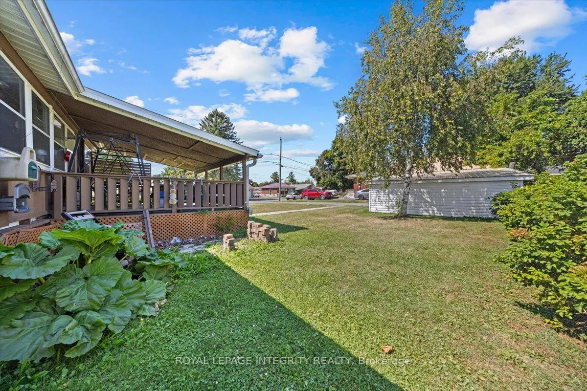Photo 44 of 919 Leonard Avenue, Cornwall — HOMEH