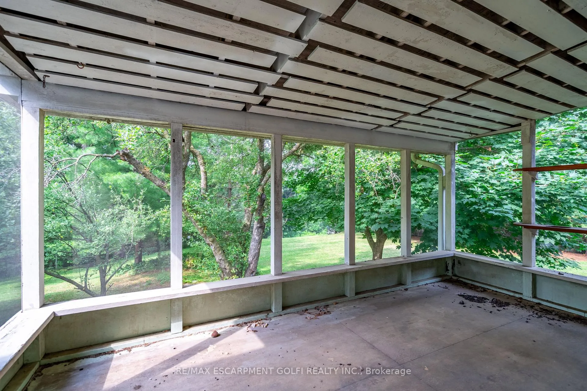 Photo 10 of 56 George Street, Hamilton, Waterdown — HOMEH