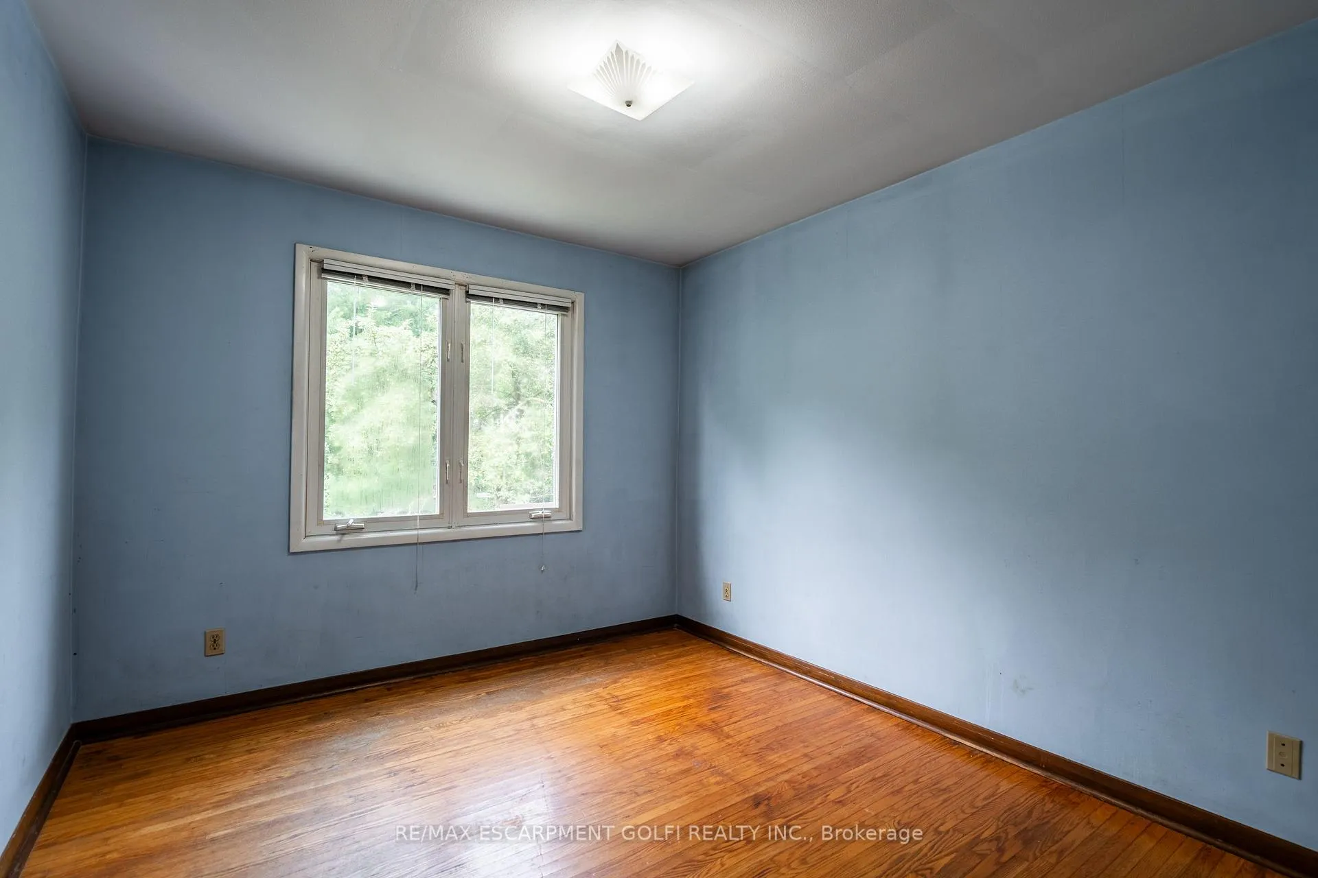 Photo 14 of 56 George Street, Hamilton, Waterdown — HOMEH