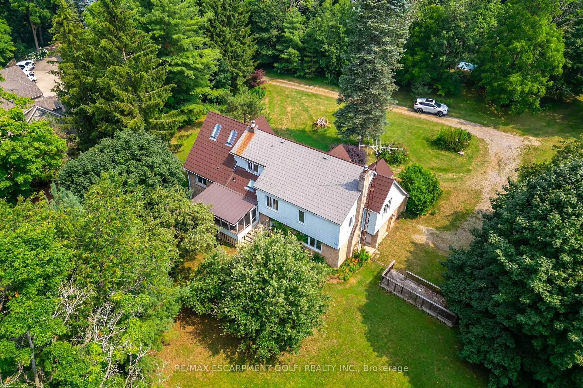 Photo 31 of 56 George Street, Hamilton, Waterdown — HOMEH