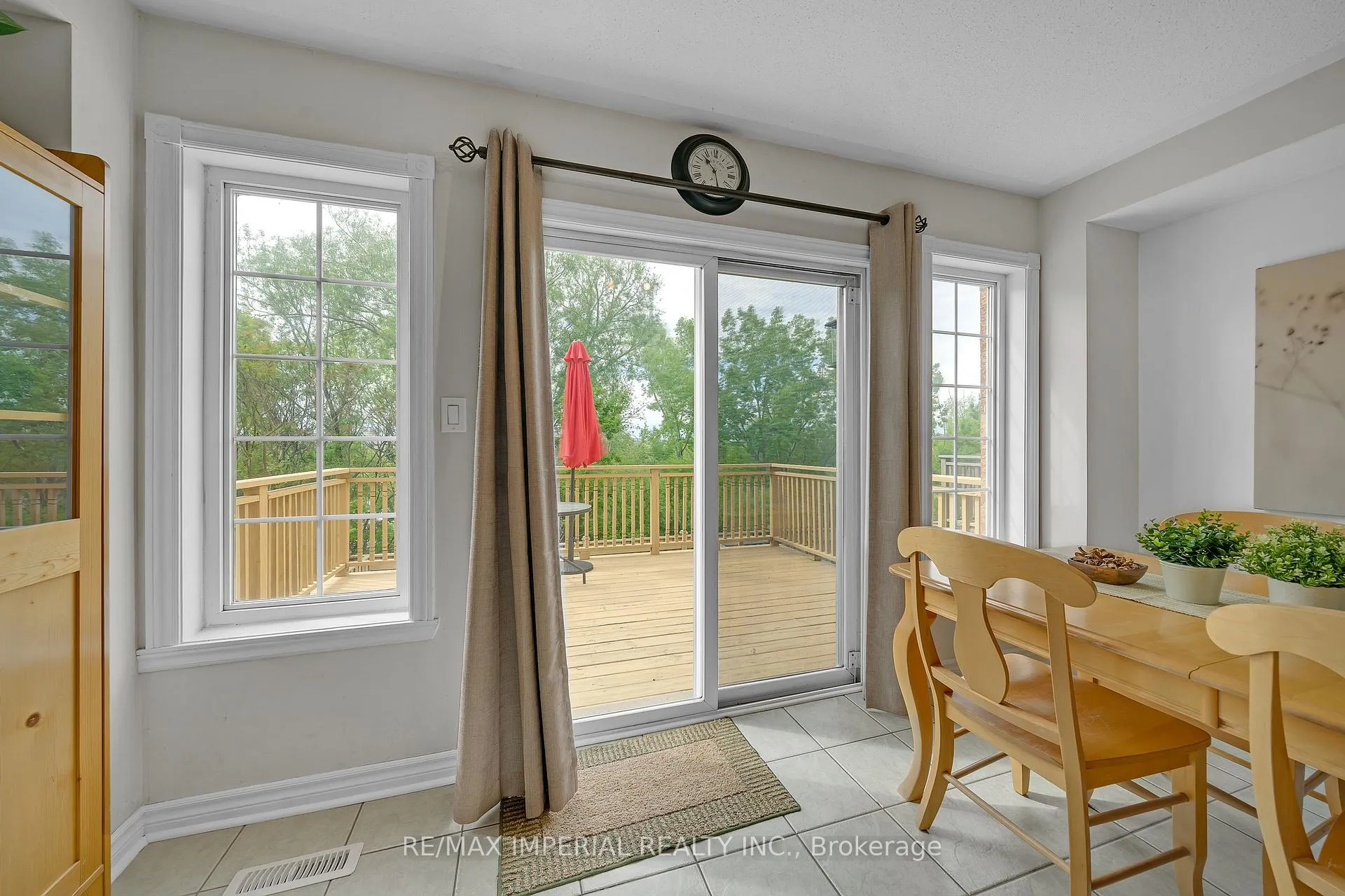 Photo 24 of 33 Del Francesco Way, Vaughan, Vellore Village — HOMEH