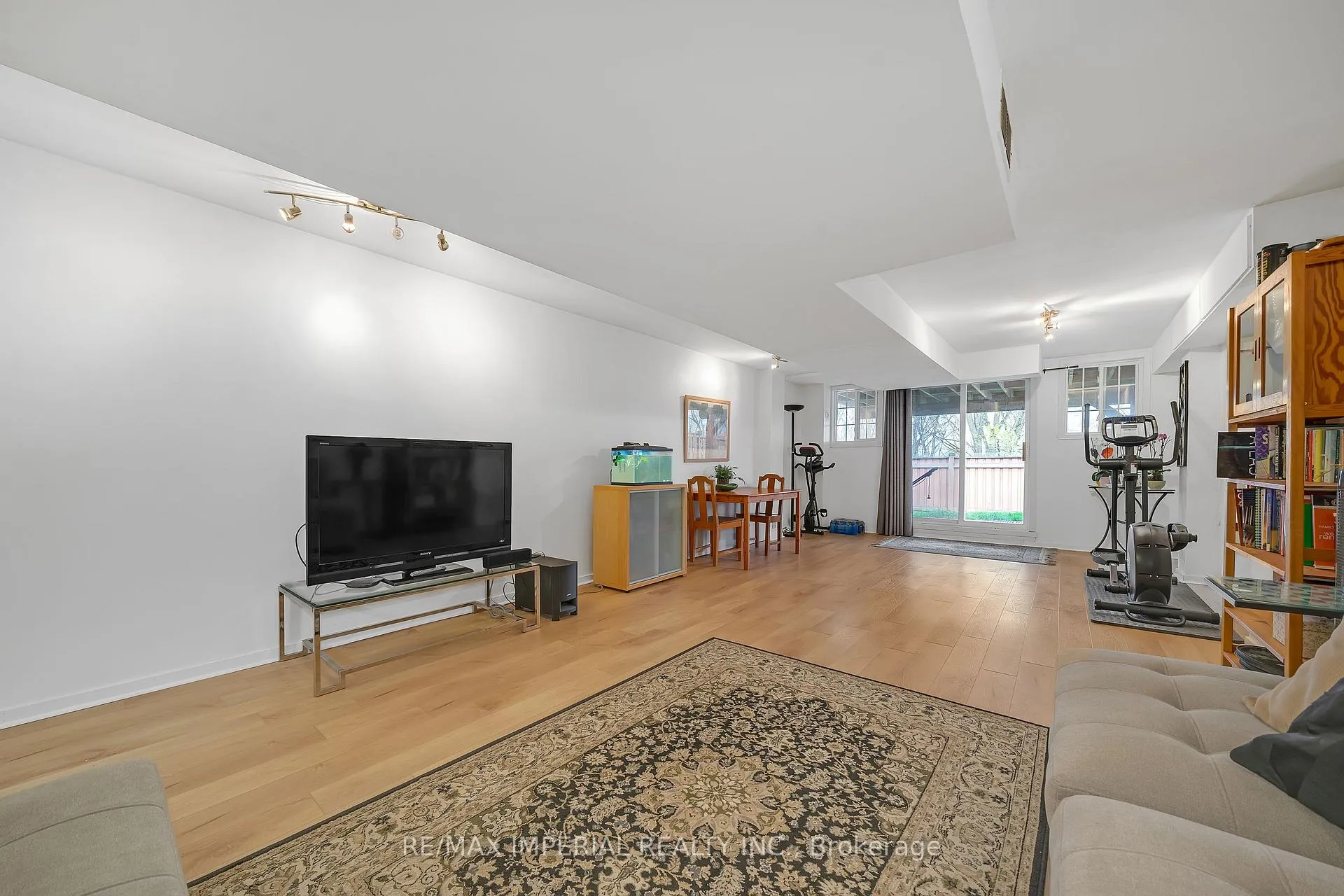 Photo 38 of 33 Del Francesco Way, Vaughan, Vellore Village — HOMEH