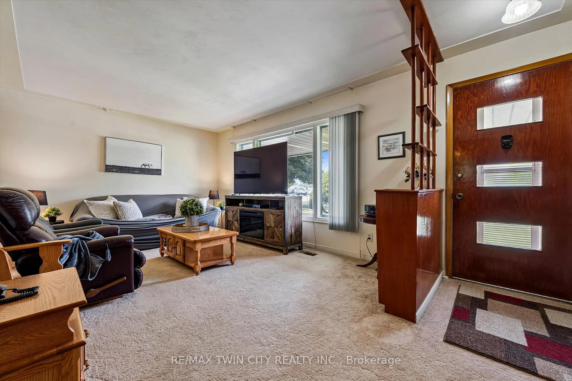 Photo 6 of 41 Boniface Avenue, Kitchener — HOMEH