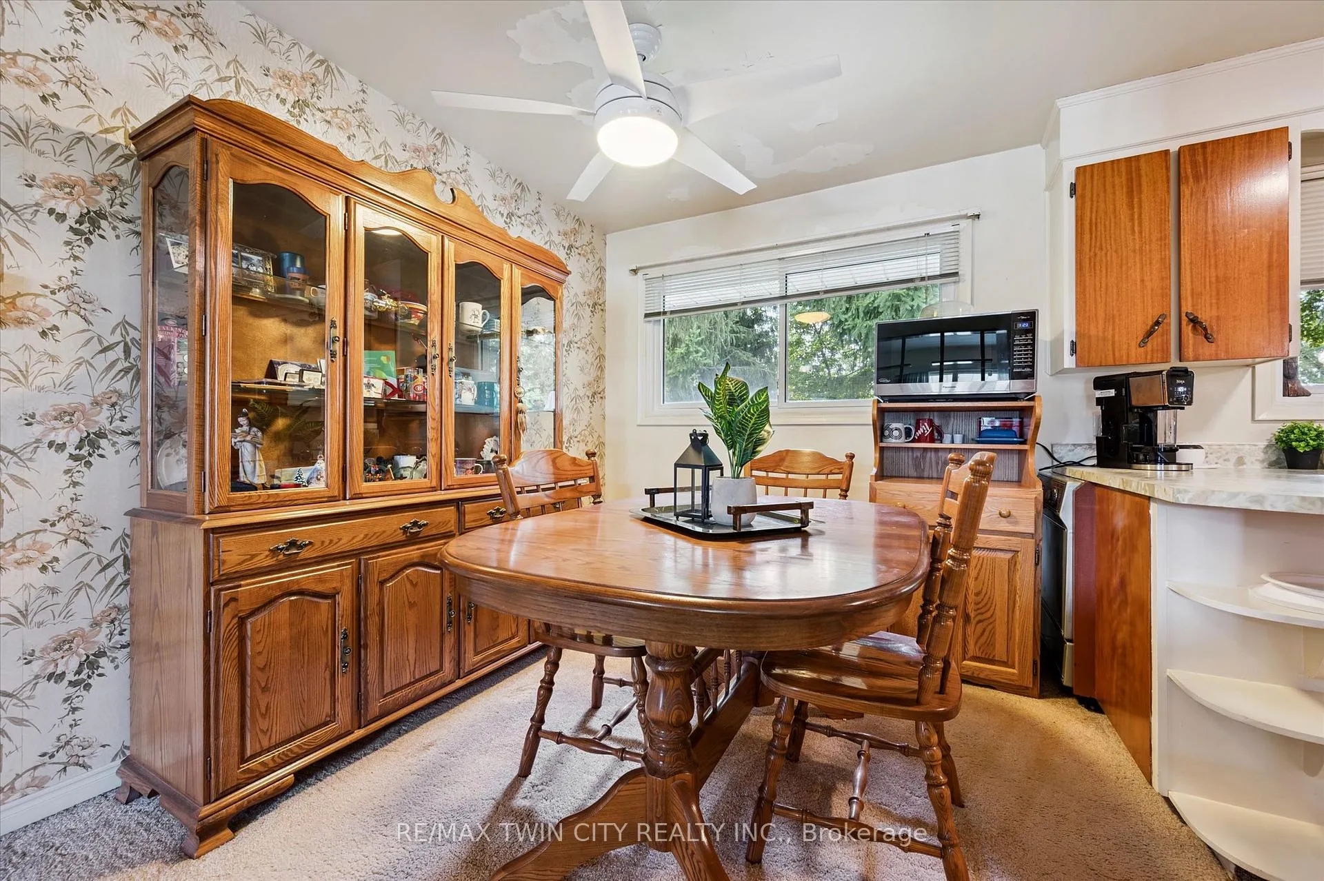 Photo 10 of 41 Boniface Avenue, Kitchener — HOMEH