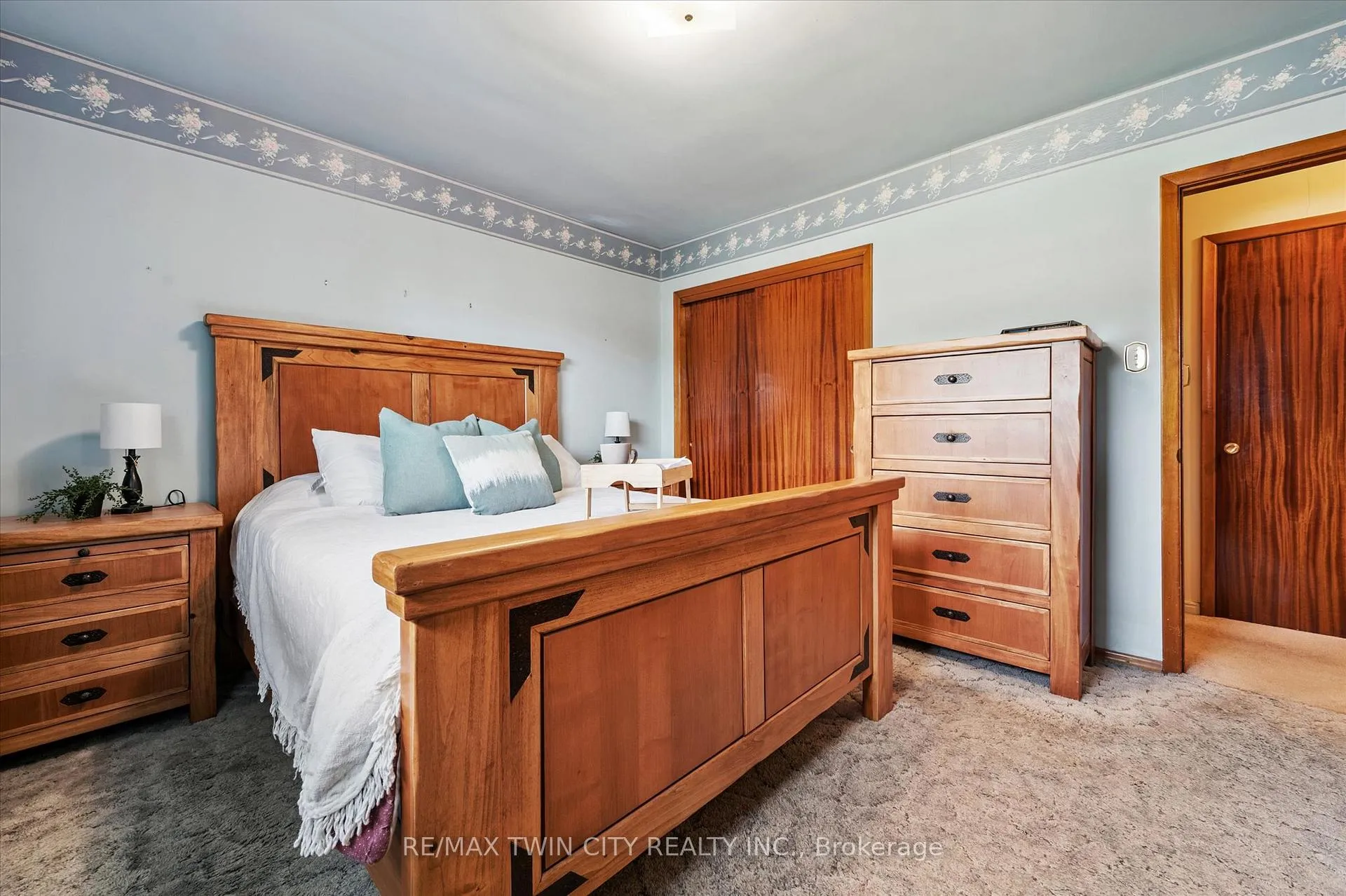 Photo 19 of 41 Boniface Avenue, Kitchener — HOMEH