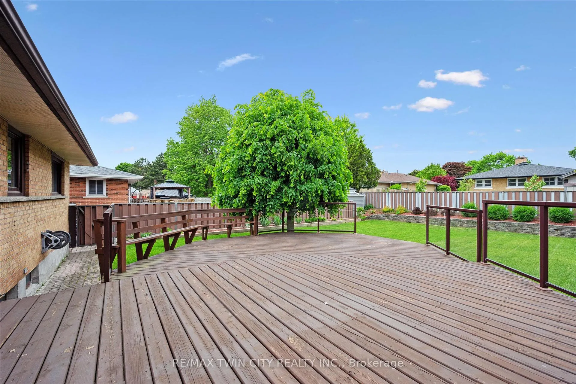 Photo 16 of 100 Burbank Road, Kitchener — HOMEH