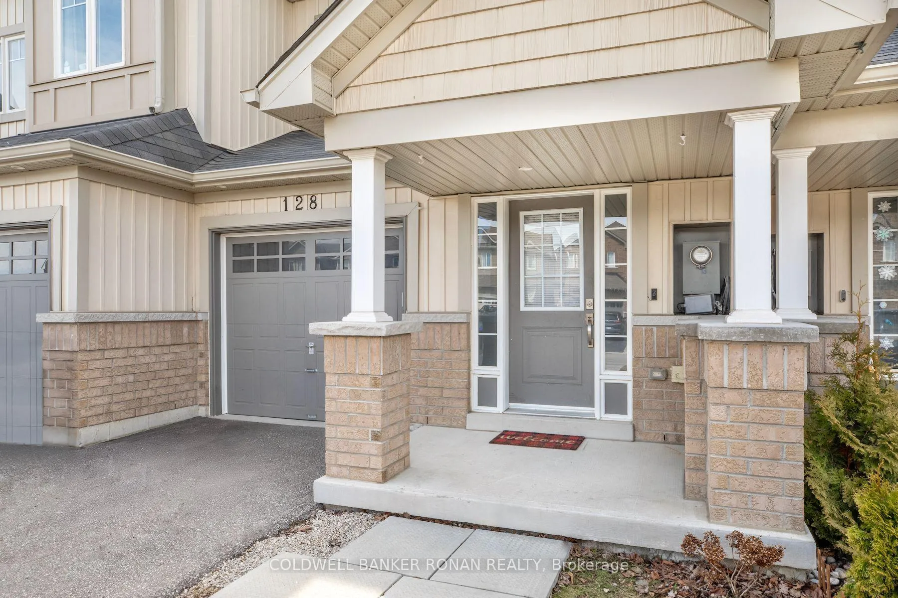 Photo 2 of 128 Knight Street, New Tecumseth, Alliston — HOMEH