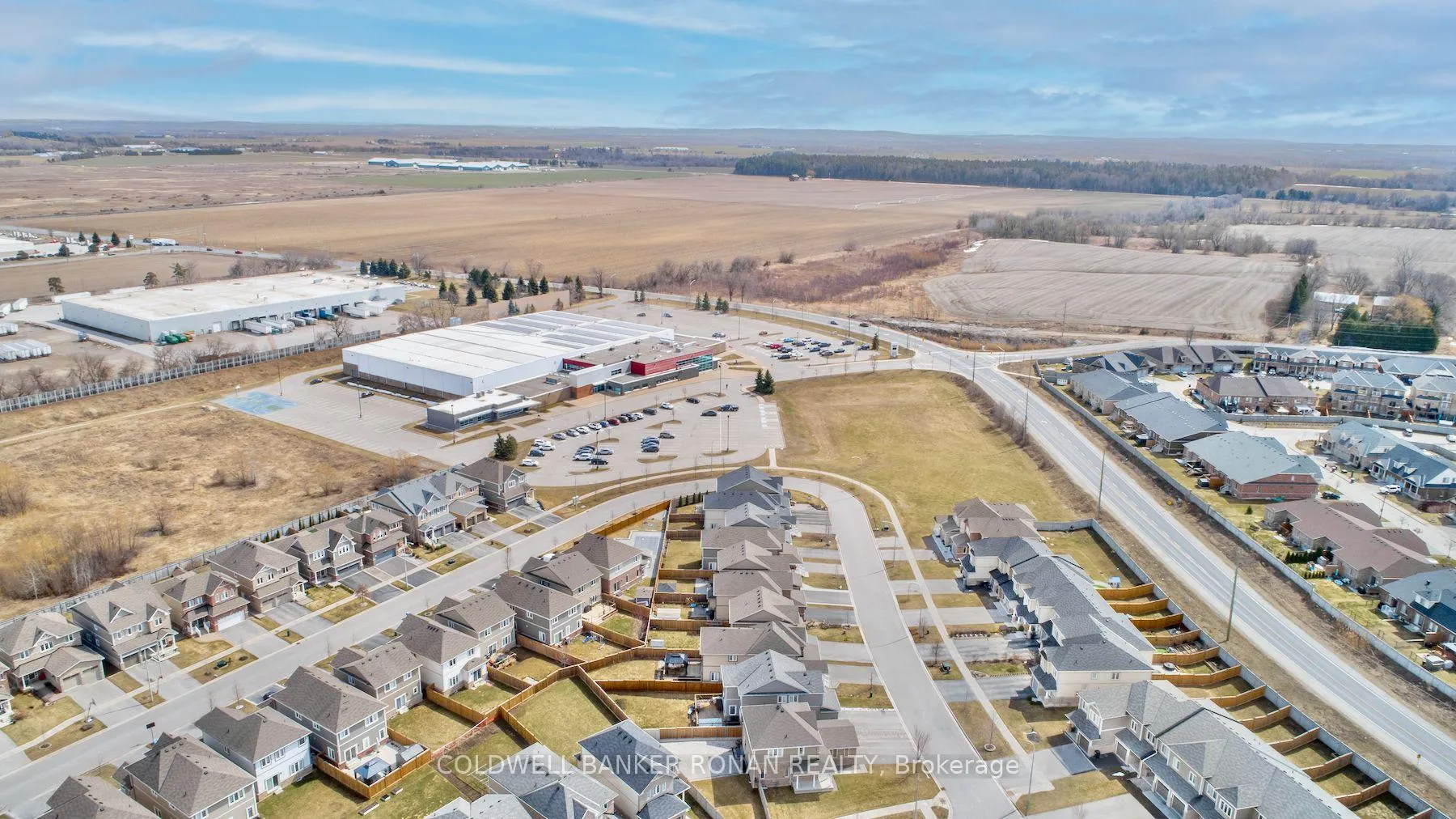 Photo 37 of 128 Knight Street, New Tecumseth, Alliston — HOMEH