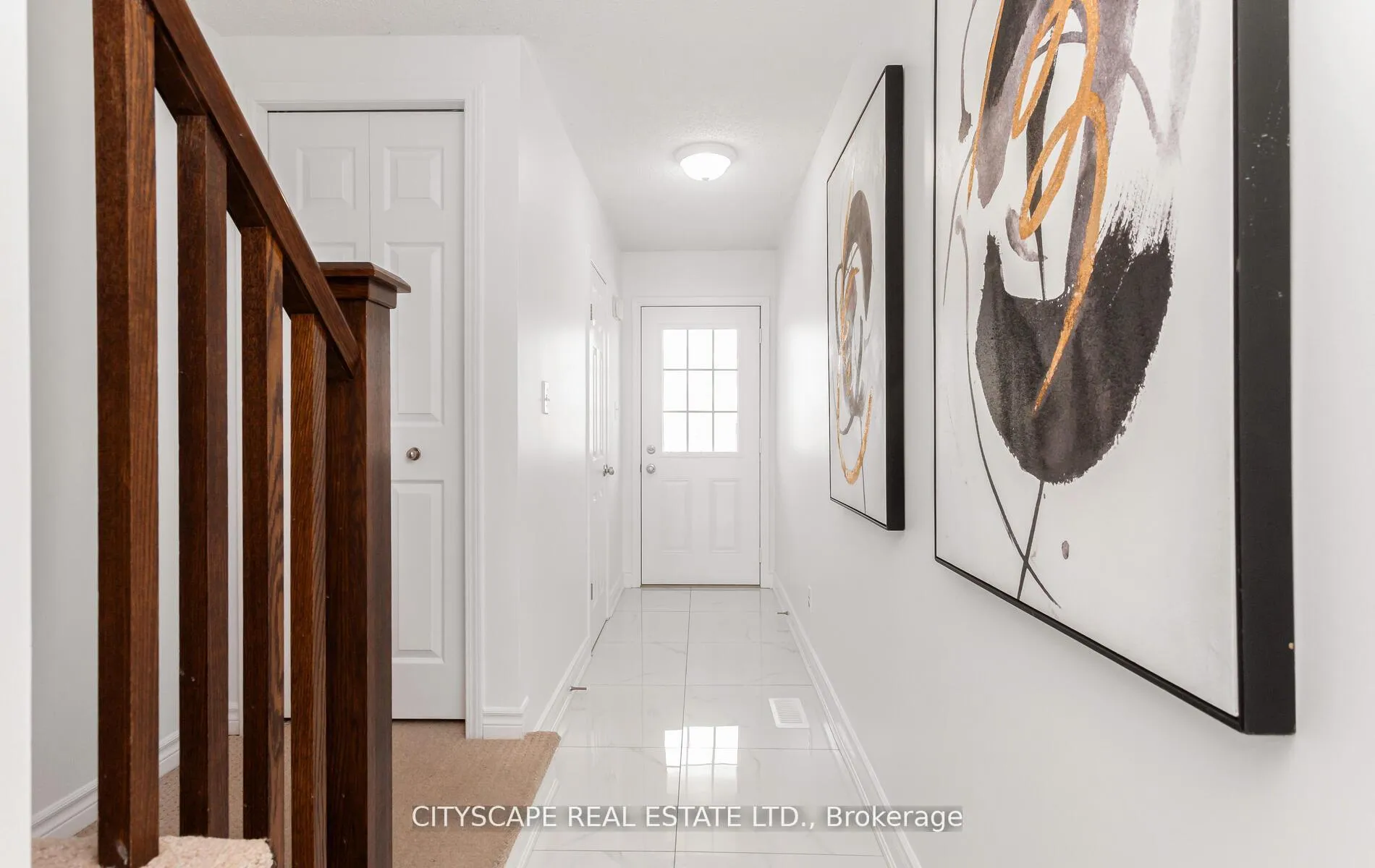Photo 2 of 493 Beaumont Crescent, Kitchener — HOMEH