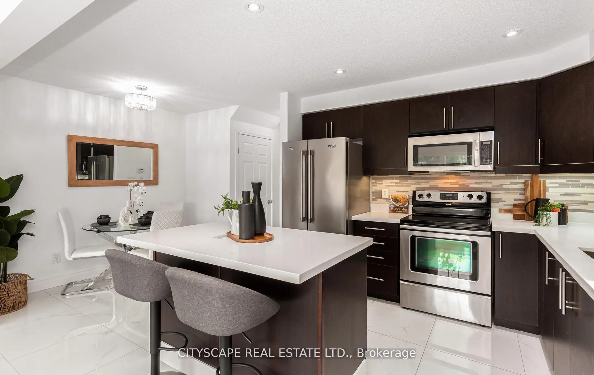 Photo 8 of 493 Beaumont Crescent, Kitchener — HOMEH