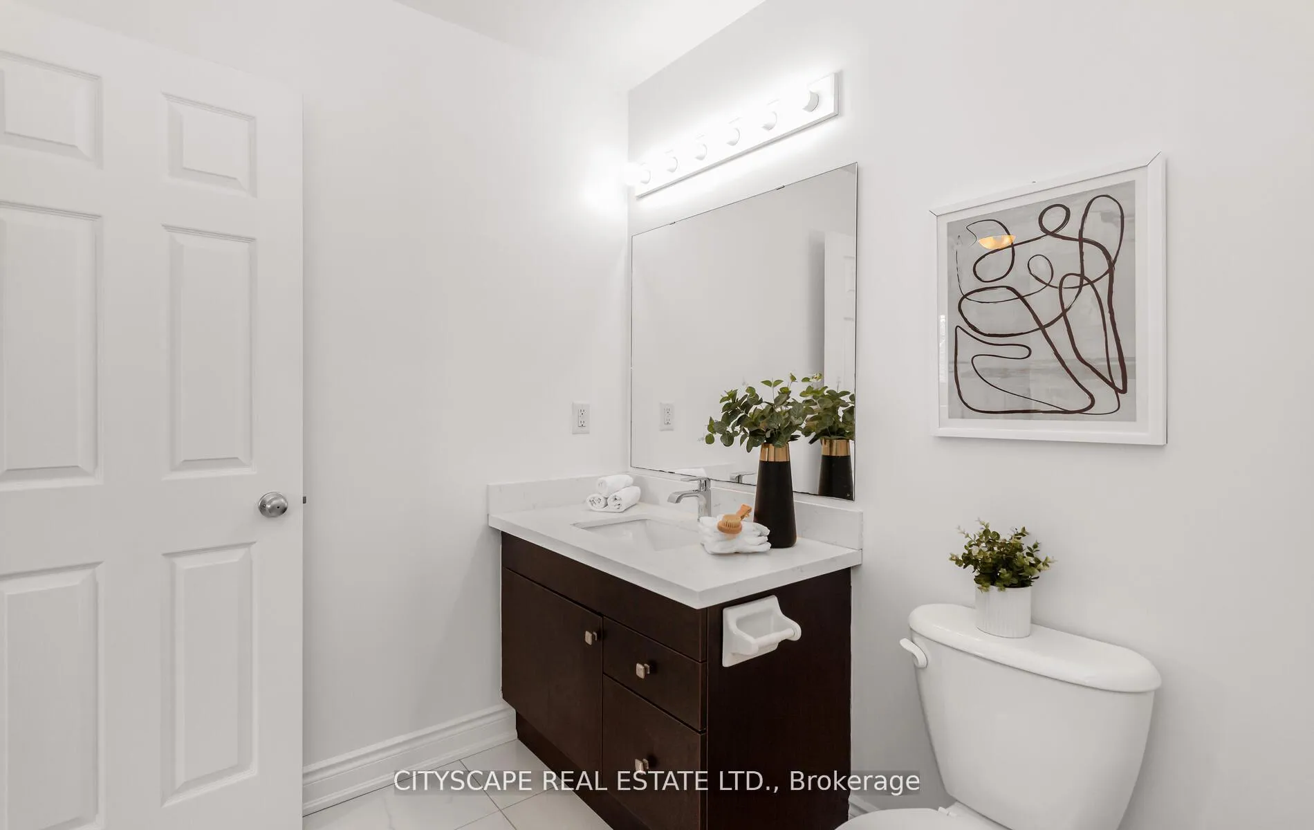 Photo 16 of 493 Beaumont Crescent, Kitchener — HOMEH